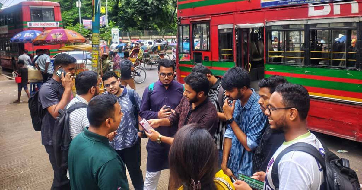ডিজিটাল যুগে ঢাবির পরিবহন ব্যবস্থা, অ্যাপেই মিলবে বাসের খোঁজ