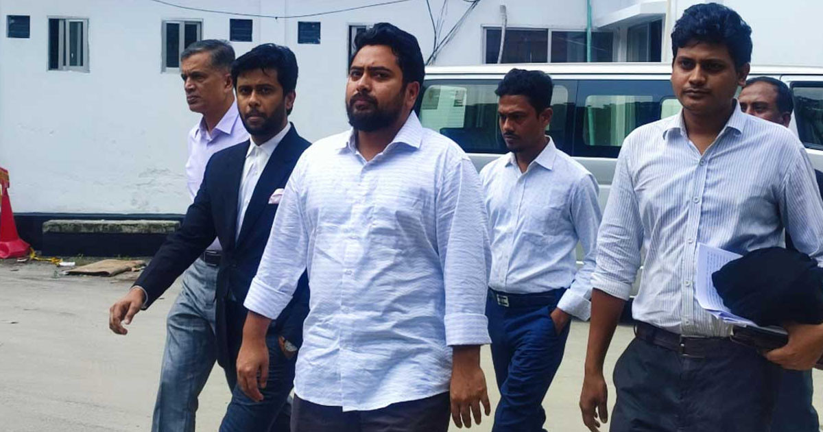 আন্দোলন প্রত্যাহারে নির্যাতন ও নেতাদের হত্যার হুমকি দেওয়া হয়, ট্রাইব্যুনালকে নাহিদ