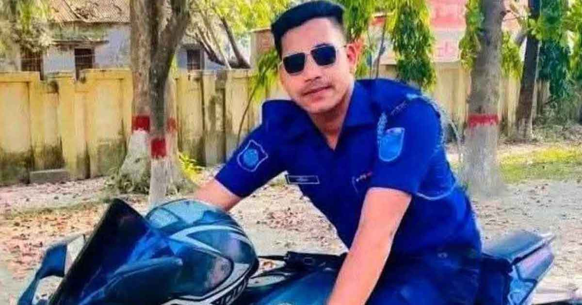 নারী শ্রমিককে বাঁচাতে গিয়ে প্রাণ গেল পুলিশ সদস্যের