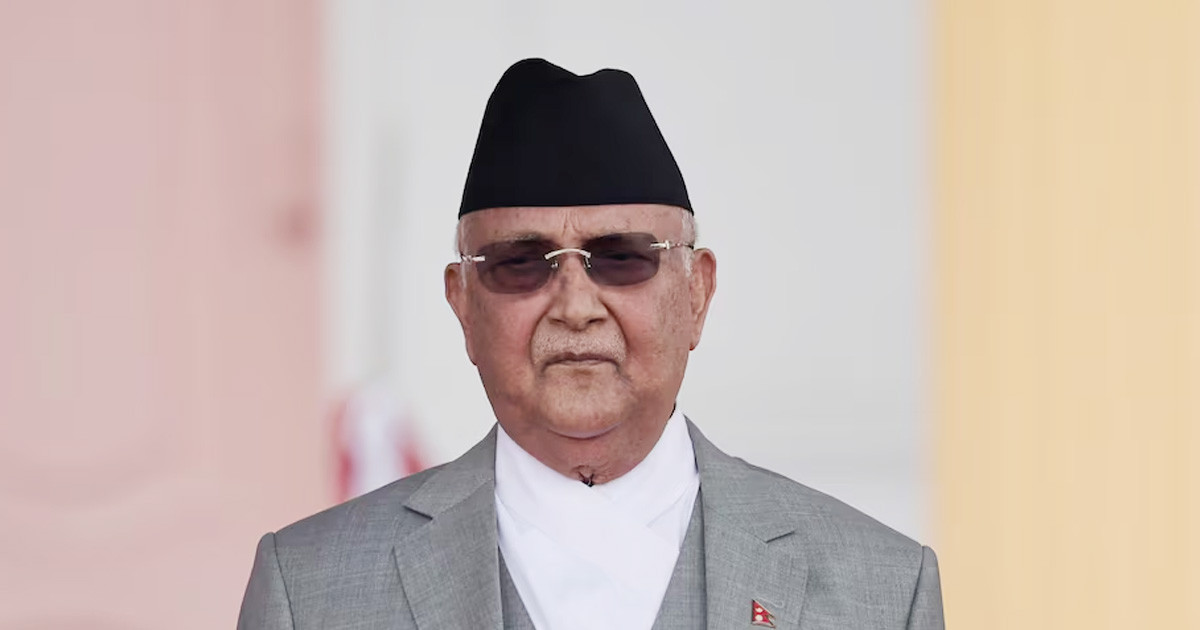 সেনা আশ্রয় ছাড়লেন, এখন কোথায় আছেন নেপালের সাবেক প্রধানমন্ত্রী?