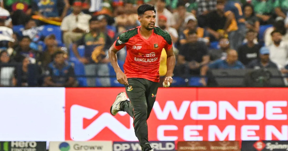 ‘মোস্তাফিজের ওপর কারও যেন নজর না লাগে’