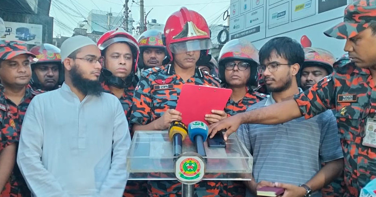 দগ্ধদের চিকিৎসায় সিঙ্গাপুর থেকে আসছেন বিশেষজ্ঞ চিকিৎসক
