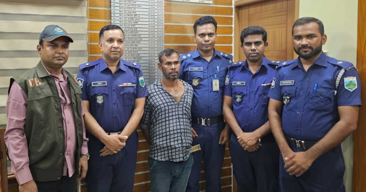 বগুড়ায় আদালত থেকে পালানো জোড়া হত্যা মামলার আসামি গ্রেপ্তার