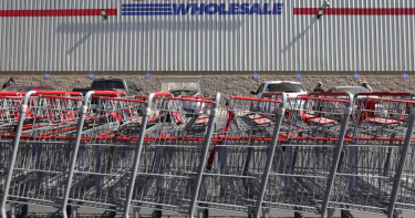 নিউইয়র্কে ইরানি কূটনীতিকদের কেনাকাটায় মার্কিন নিষেধাজ্ঞা