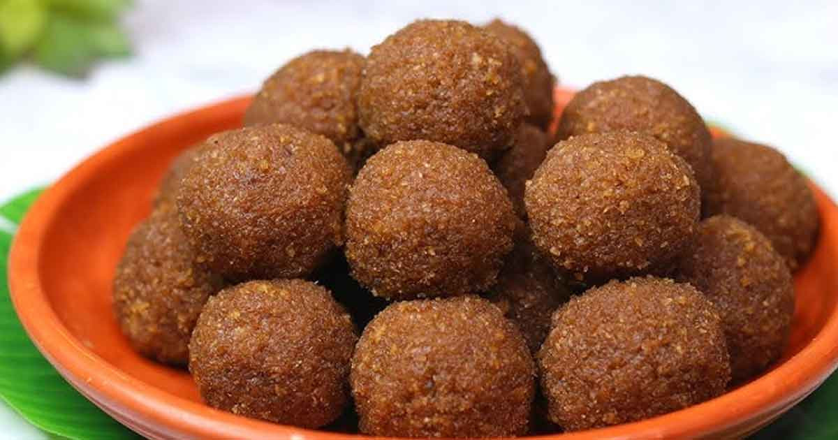 সহজেই তৈরি করে ফেলুন সুস্বাদু নারকেলের নাড়ু