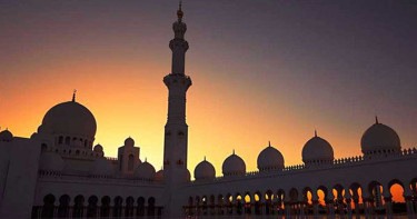 আল্লাহর অপ্রিয় সাত ব্যক্তি