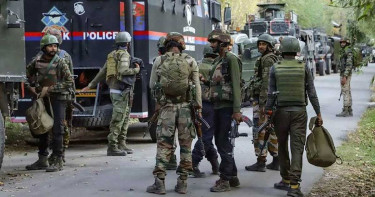 কাশ্মীরে বন্দুকযুদ্ধ, চলছে চিরুনি অভিযান