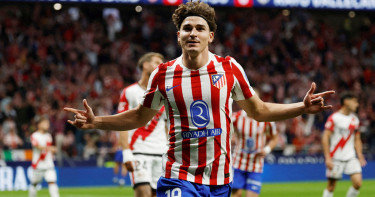 অ্যাতলেটিকো ছেড়ে বার্সায় যাচ্ছেন আলভারেজ!