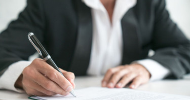 অবিবাহিত ভাইয়ের সম্পদ এক ভাইকে লিখে দেওয়ার শরিয়তের নির্দেশনা