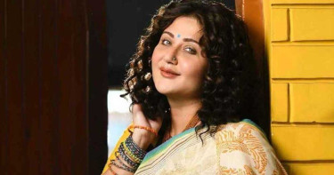 ছাগলদের কমেন্টের রিপ্লাই দেব না: স্বস্তিকা