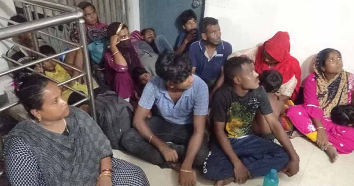 ১৫ বাংলাদেশিকে হস্তান্তর করল বিএসএফ