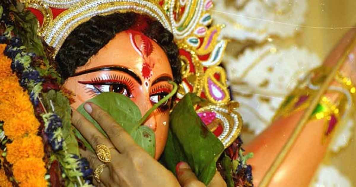 শুভ বিজয়া দশমী: প্রতিমা বিসর্জন আজ, মণ্ডপে-মণ্ডপে বিদায়ের সুর