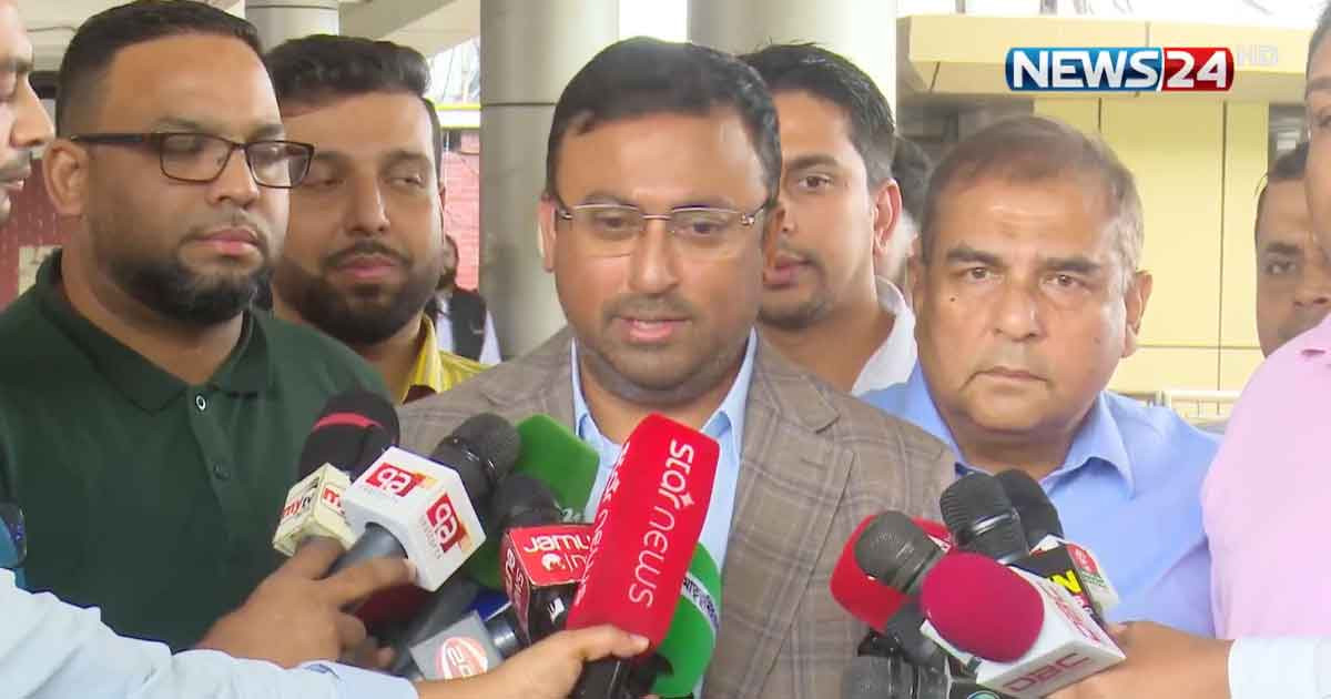 অন্তর্বর্তী সরকার যথেষ্ট আন্তরিক, ফেব্রুয়ারিতেই নির্বাচন হবে: হুমায়ুন কবির