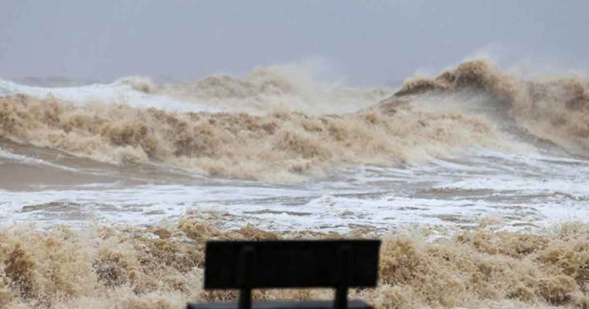 ঘূর্ণিঝড় নিয়ে বিশেষ বার্তায় যা জানালো আবহাওয়া অফিস