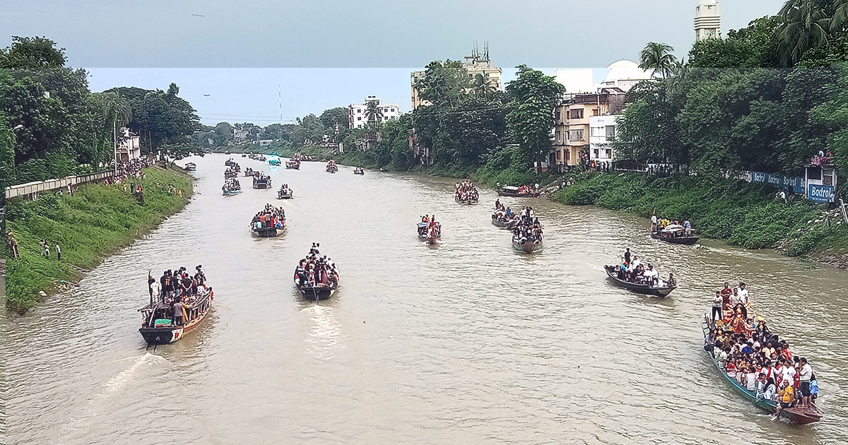 নওগাঁয় প্রতিমা বিসর্জনের সময় নদীতে পড়ে কিশোর নিখোঁজ