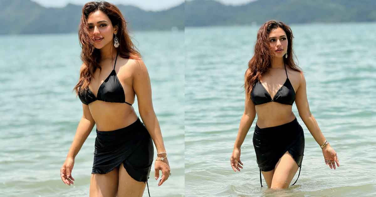বিকিনি পরে উষ্ণতা ছড়ালেন নুসরাত ফারিয়া