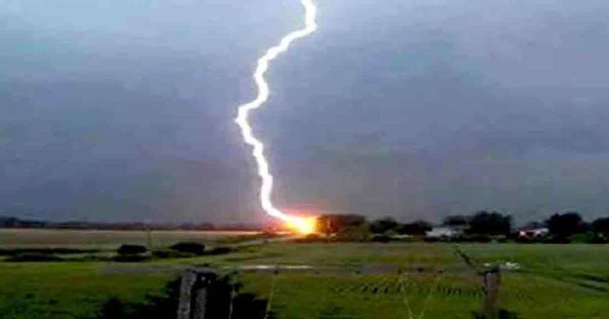 ঝিনাইদহে বজ্রপাতে দুই কৃষকের মৃত্যু