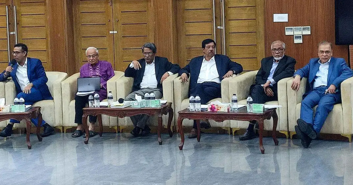 দলগুলো একমত না হলে জুলাই সন‌দের বাস্তবায়ন পদ্ধতি ঠিক করবে কমিশন: আলী রীয়াজ