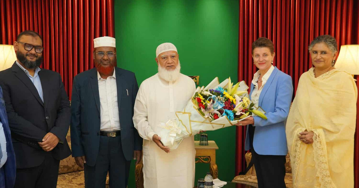 জামায়াত আমিরের সঙ্গে জাতিসংঘের গোয়েন লুইসের সাক্ষাৎ