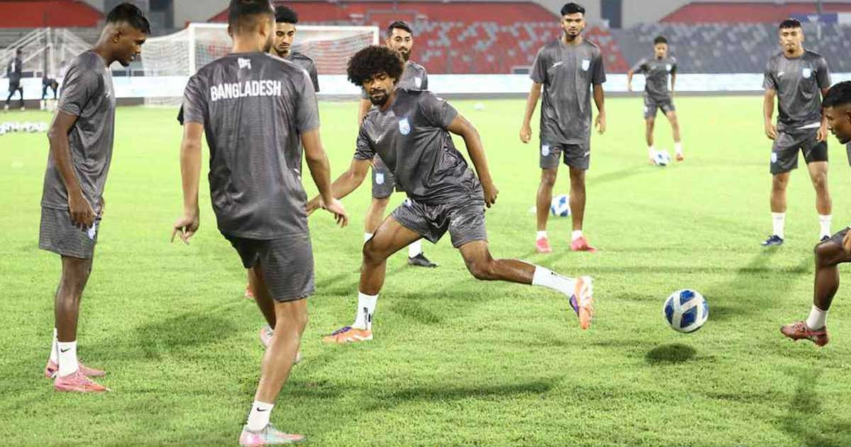 যেসব জিনিস নিয়ে বাংলাদেশ ম্যাচ দেখতে প্রবেশ নিষেধ