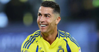 ফুটবলে প্রথম বিলিয়নিয়ার হলেন রোনালদো