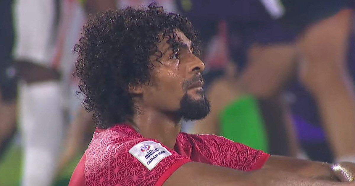 হারের পর কাদলেন হামজা, জানালেন হৃদয়ের কথা