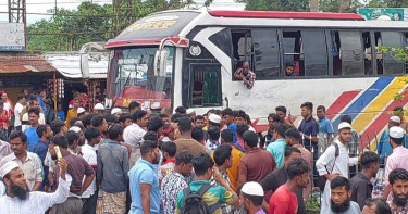 জুলাইযোদ্ধাকে লাঞ্ছিত করার অভিযোগে ঢাকা-ময়মনসিংহ রুটে বাস চলাচল বন্ধ
