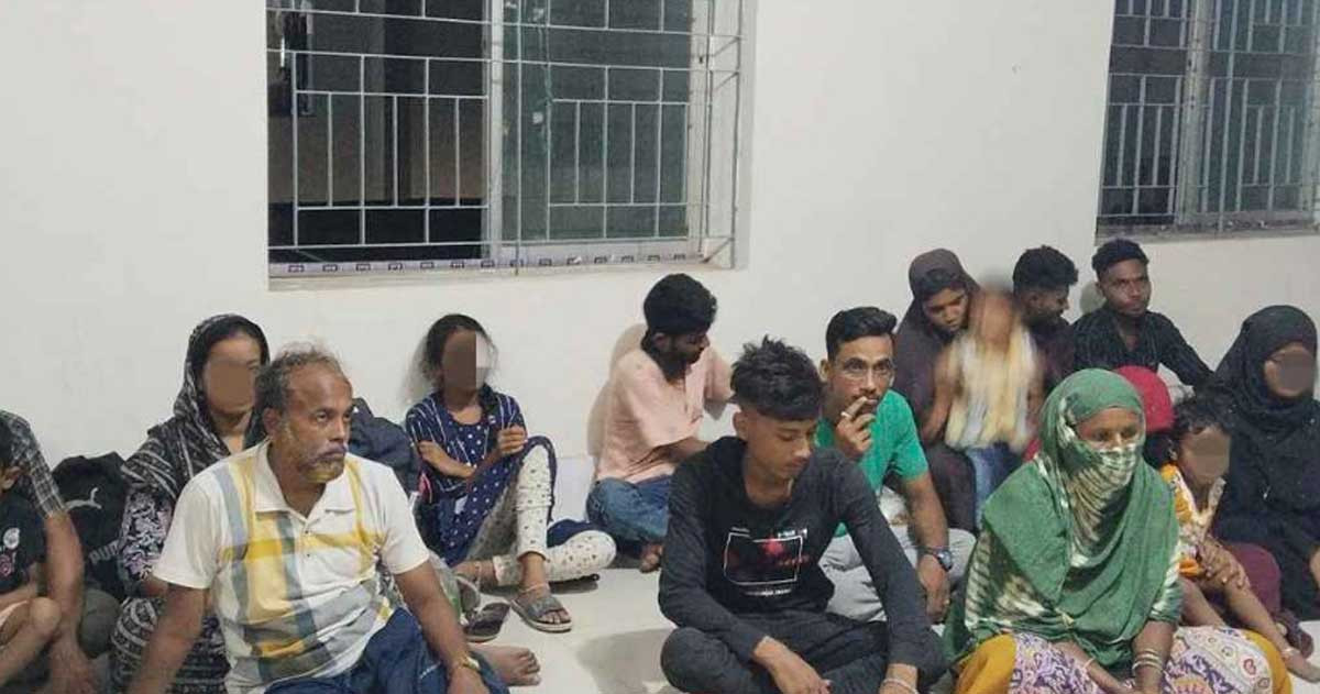 ১৬ বাংলাদেশিকে বিজিবির কাছে হস্তান্তর করল বিএসএফ