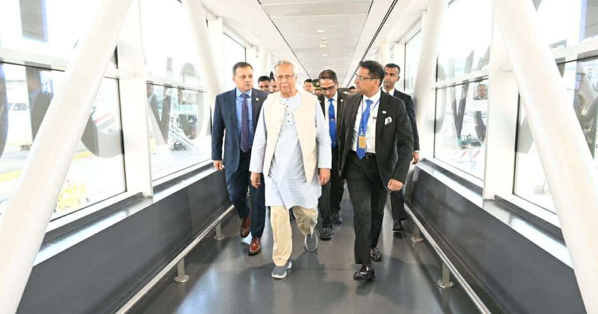 ইতালি পৌঁছেছেন প্রধান উপদেষ্টা