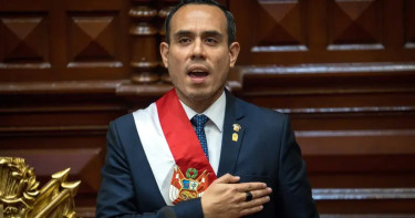 পেরুর নতুন অন্তর্বর্তী প্রেসিডেন্টের নেতৃত্বে কারাগারে অভিযান