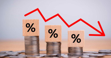 ব্যাংক মার্জারের ঝড় ডোবাচ্ছে পুঁজিবাজার