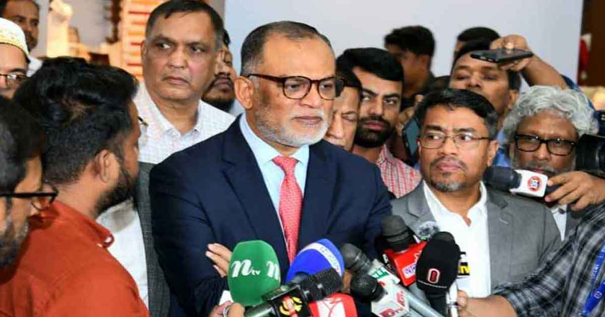 ভোজ্যতেলের দাম বাড়ায়নি সরকার: বাণিজ্য উপদেষ্টা