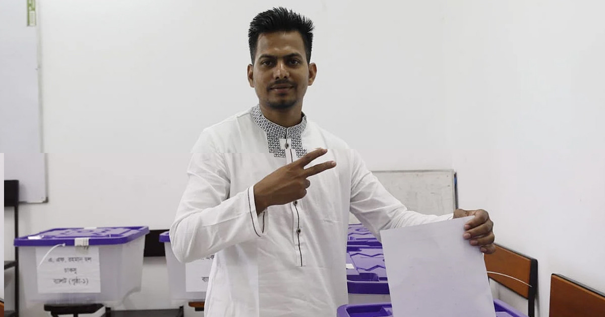 ব্যালটে সই নেই, কালি এক ঘষাতেই মুছে যাওয়ার অভিযোগ ছাত্রদল প্যানেলের