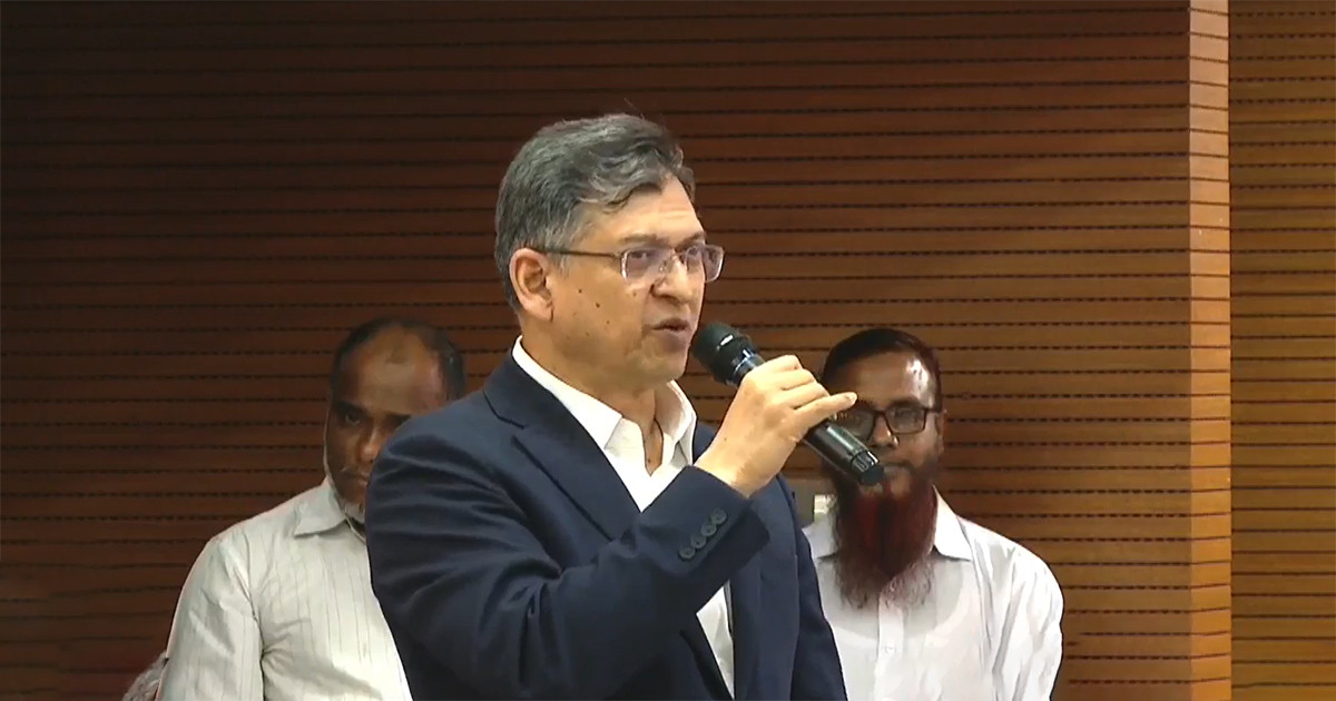 ‘ব্যাল্যান্স’ বজায় রাখতে প্রধান উপদেষ্টাকে সালাহউদ্দিনের অনুরোধ