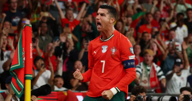 রোনালদোর রেকর্ডের রাতে, বিশ্বকাপ নিশ্চিতের অপেক্ষা বাড়লো পর্তুগালের