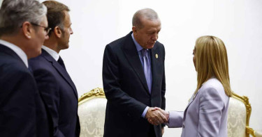 ইতালির প্রধানমন্ত্রীকে ধূমপান ছাড়তে বললেন এরদোয়ান, শুনে যা করলেন ম্যাক্রোঁ (ভিডিও)