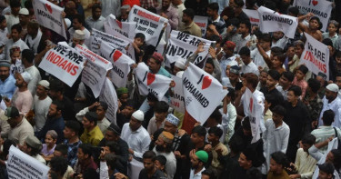কেন ‘আই লাভ মুহাম্মদ’ বলা মুসলমানদের ওপর দমন-পীড়ন চালাচ্ছে ভারত