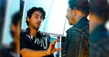 বাবাকে ‘শট দেওয়া’ শেখাচ্ছেন শাহরুখপুত্র!