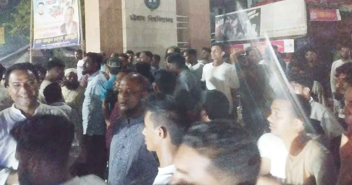 চট্টগ্রাম বিশ্ববিদ্যালয়ে বিএনপি–ছাত্রদল ও জামায়াত–ছাত্রশিবিরে অবস্থান