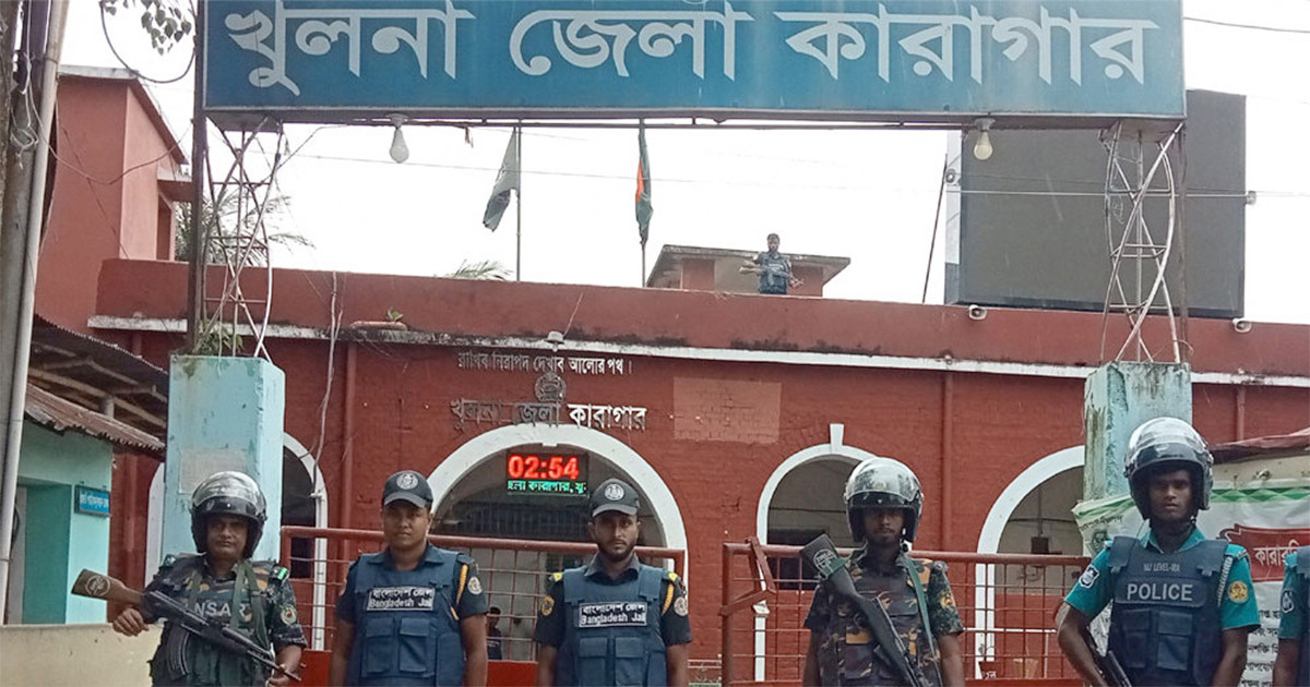 খুলনা কারাগারে গ্রেনেড বাবু ও কালা লাভলু গ্রুপের সংঘর্ষ