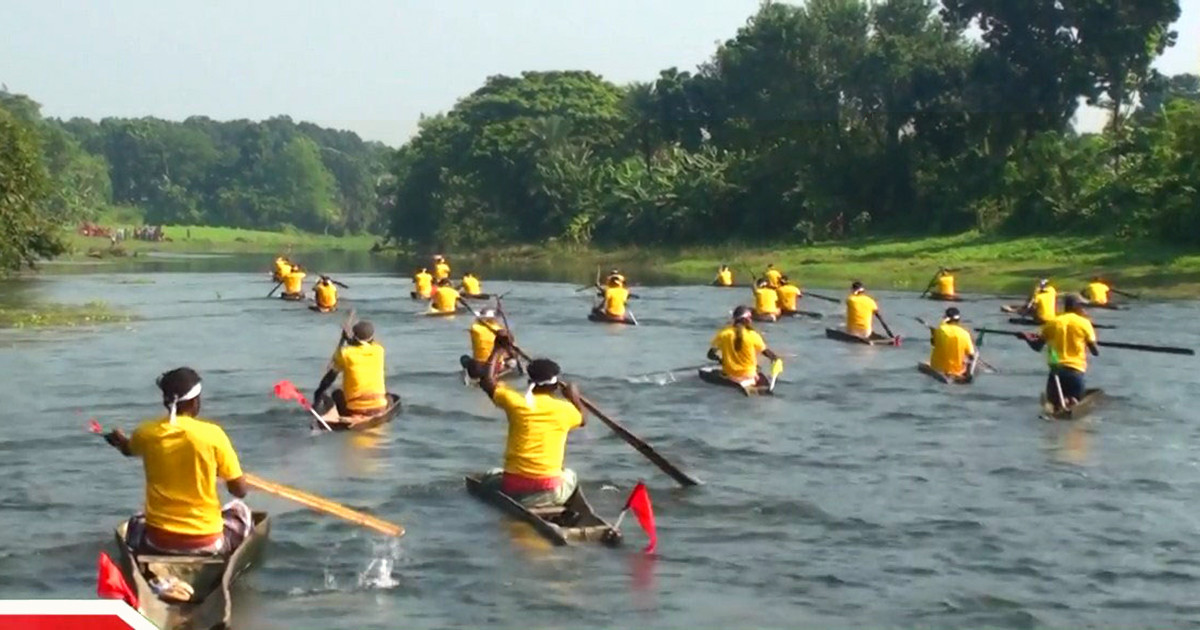 ঝিনাইদহে গ্রাম বাংলার ঐতিহ্যবাহী লাঠি খেলা ডোঙা বাইচ অনুষ্ঠিত