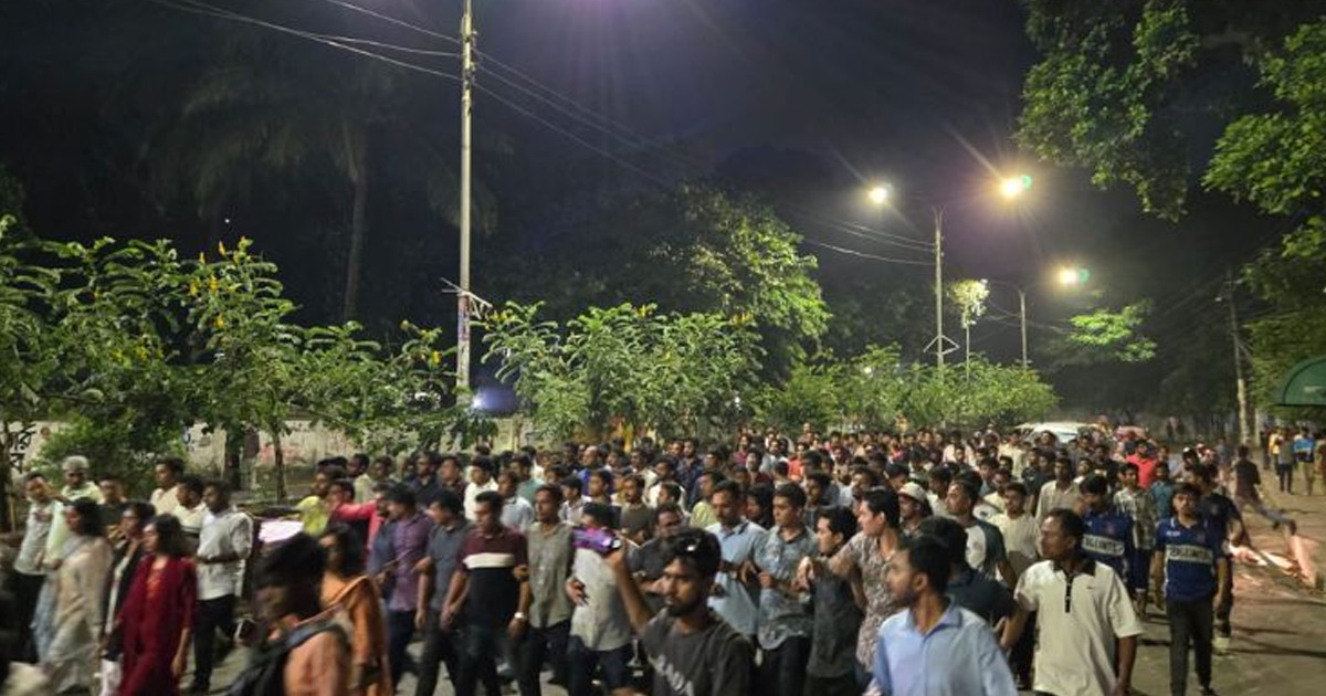 জবি ছাত্রদল নেতা জুবায়েদকে হত্যা, ঢাবিতে বিক্ষোভ