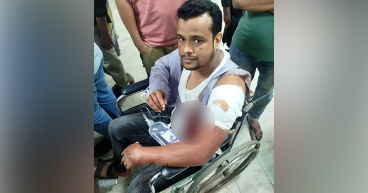 রাজধানীতে পুলিশ সদস্যকে ছুরিকাঘাত করে ছিনতাই
