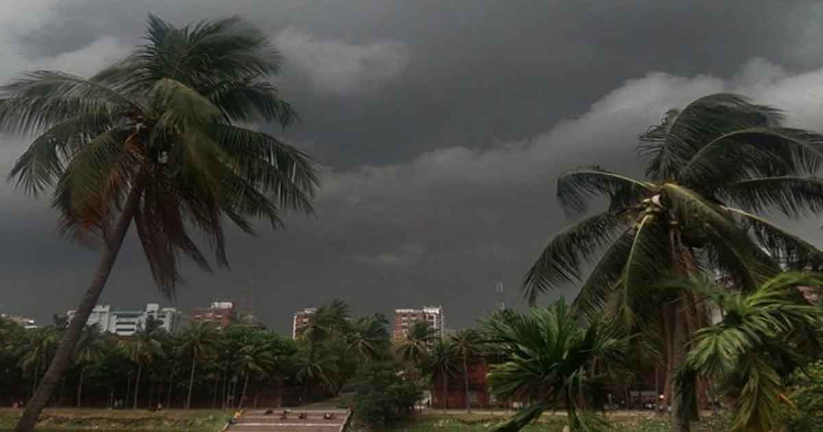 দেশের দিকে ধেয়ে আসছে শক্তিশালী বৃষ্টিবলয় ‘আঁখি’