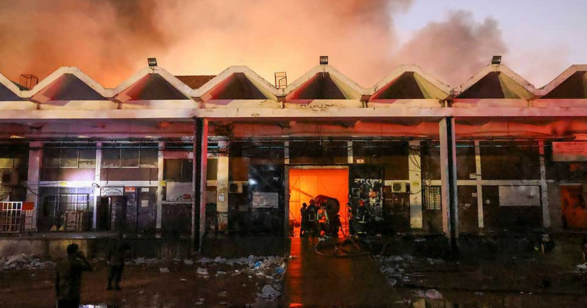 ‘কার্গো ভিলেজে ২০০ কোটি টাকার ওষুধের কাঁচামাল পুড়েছে’