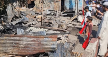 হোটেলের গ্যাস সিলিন্ডার বিস্ফোরণে আগুন, ১০ দোকান পুড়ে ছাই