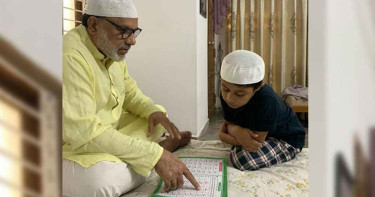 নাতির কাছে ‘আরবি পড়া’ শিখছেন মিশা সওদাগর