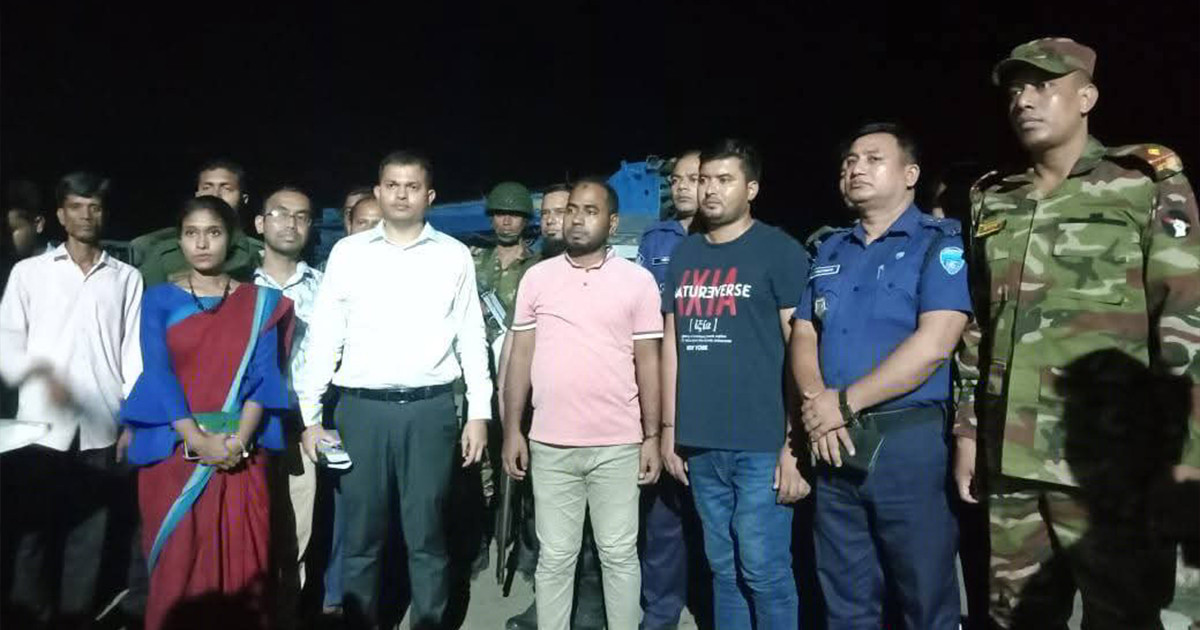 নদী থেকে বালু উত্তোলন করে ব্রিজ নির্মাণ, ২ জনের কারাদণ্ড