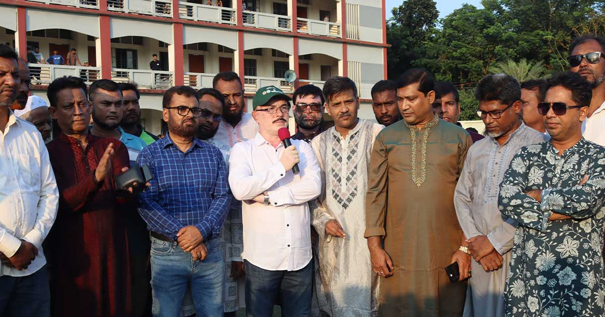 পিরোজপুরে আরাফাত রহমান কোকো স্মৃতি ফুটবল টুর্নামেন্ট অনুষ্ঠিত