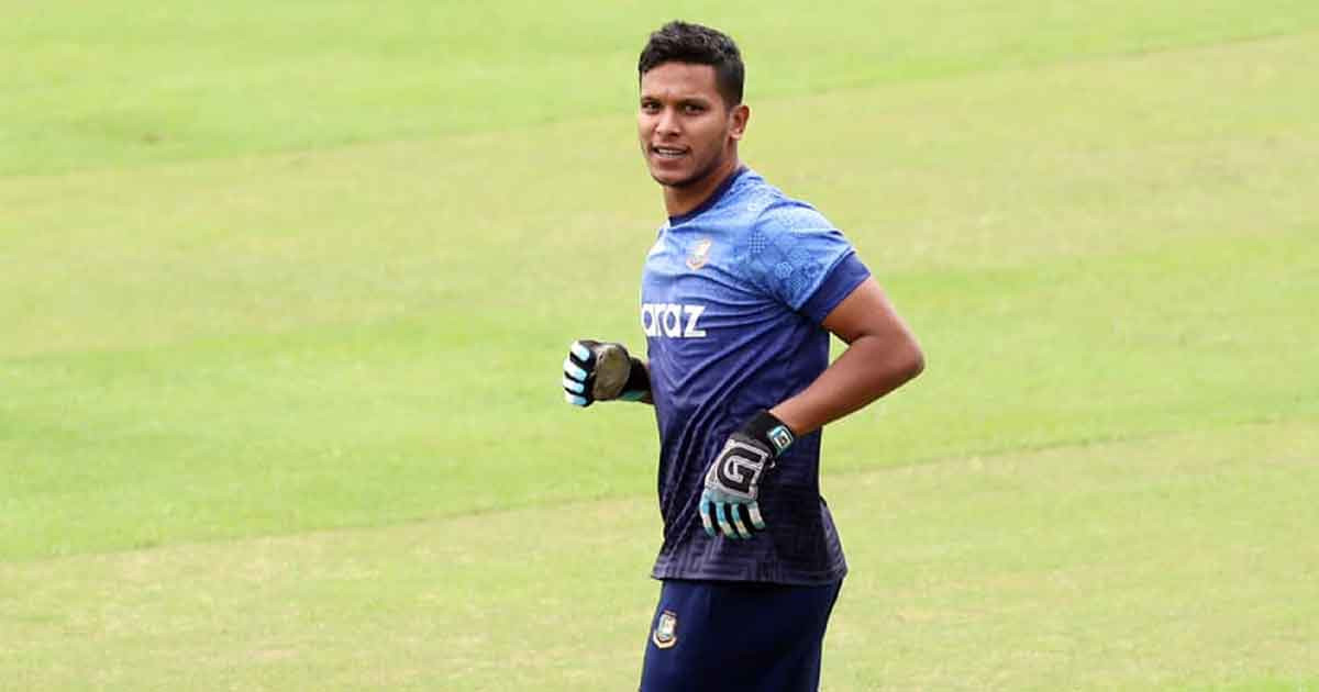 স্কোয়াডে না থাকলেও যে কারণে দলের সঙ্গে সাইফউদ্দিন!